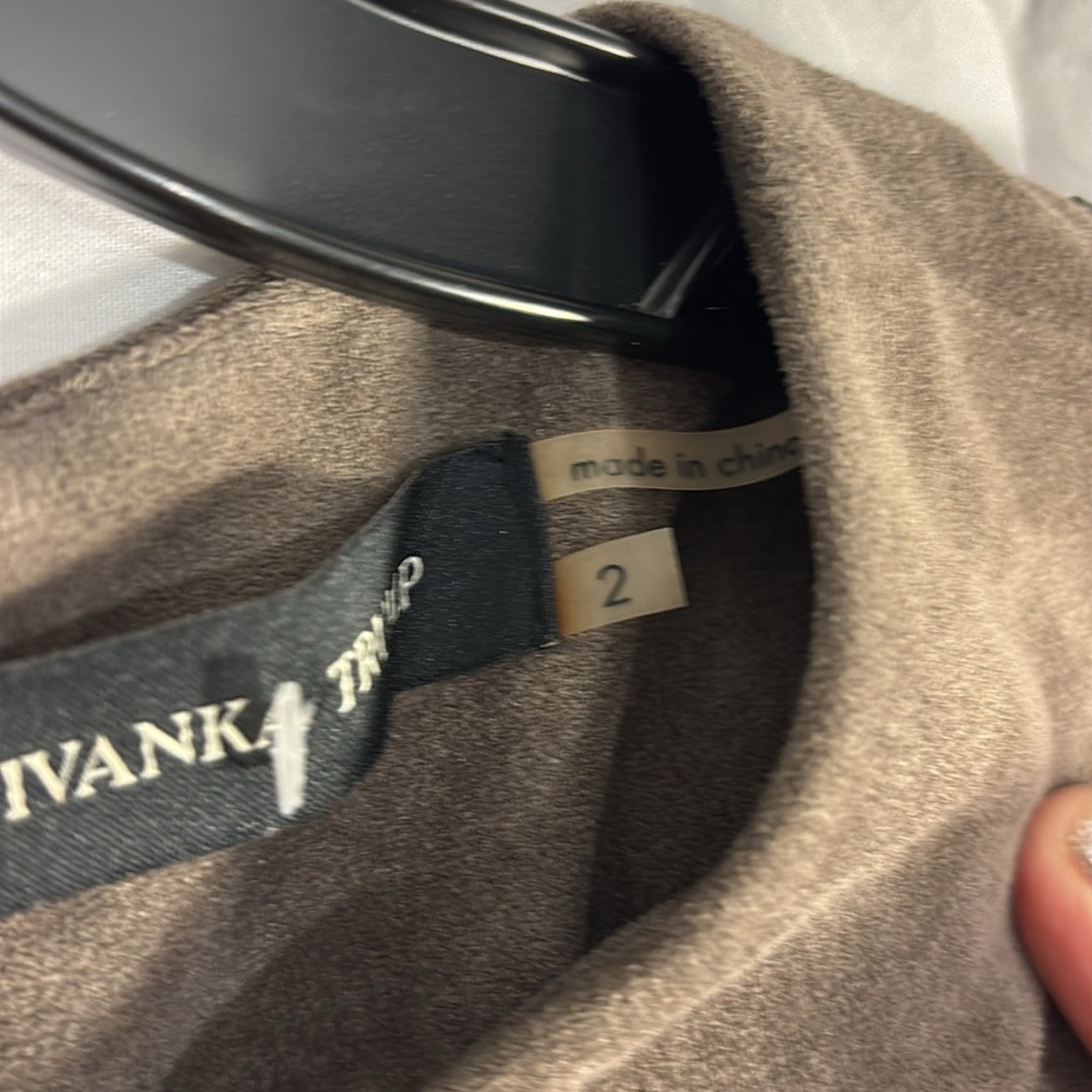 Ivanka Trump Faux Suede Dress sz 2 - Picture 6 of 9